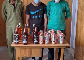 Illegal liquor seized in Kupwara