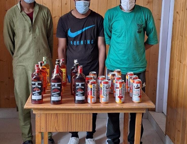 Illegal liquor seized in Kupwara