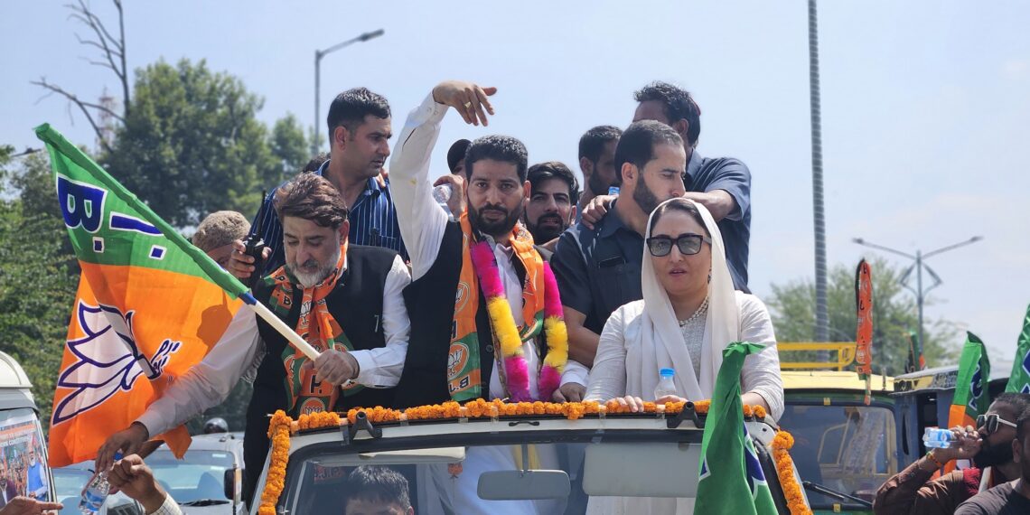 Dr Andrabi joins BJP Lal Chowk Candidate Engineer Aijaz Hussain in a mega rally from Balhama to DC Office