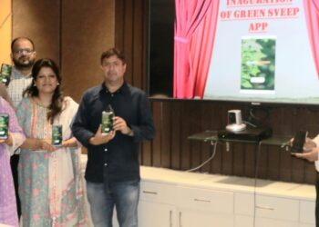 CEO launches ‘GreenSVEEP’ app to capture Plantation Drive during Assembly Election 2024