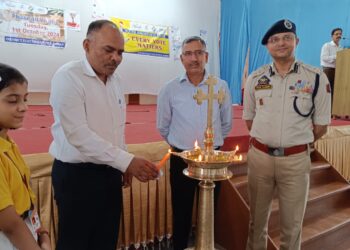 CEO visits Samba; reviews election preparedness, attends SVEEP event