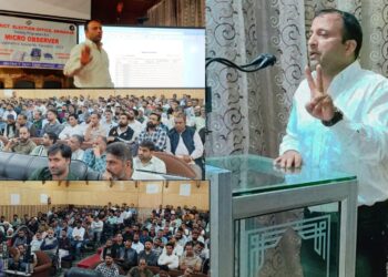DEO Srinagar holds training for Counting Supervisors, Assistants, Micro-Observers