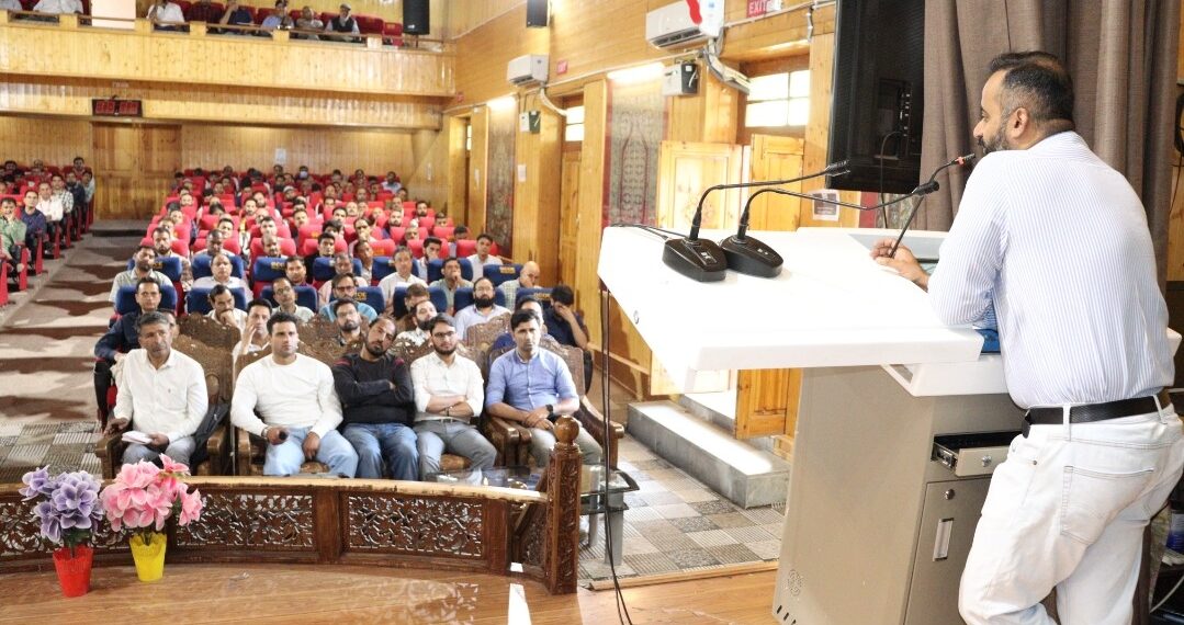 Assembly Elections-2024 :Training session for Presiding Officers and Micro-Observers conducted successfully in Lal Chowk AC