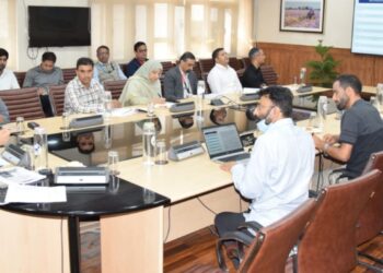 CS reviews Mission YUVA in J&K