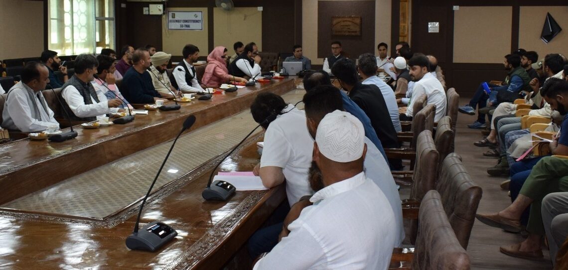 Assembly Elections-2024: Training session for Political Candidates held at Pulwama