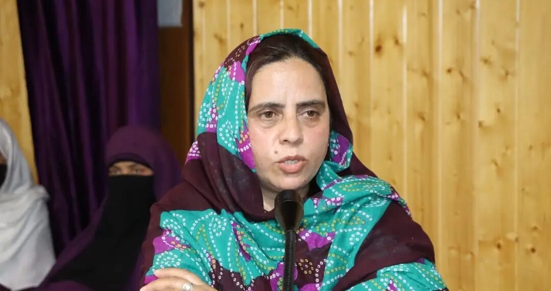 Social Activist Afiqa Ali Mourns the Passing of Ratan Tata