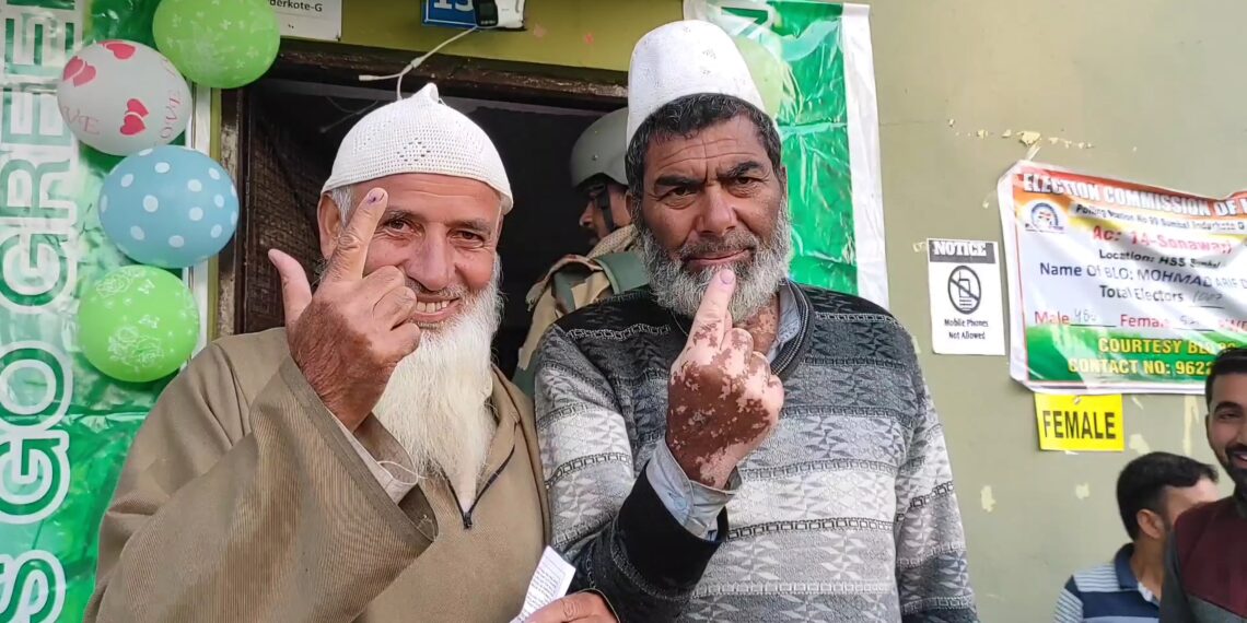 Phase 3: At 01 PM, 42.66 per cent polling in Bandipora