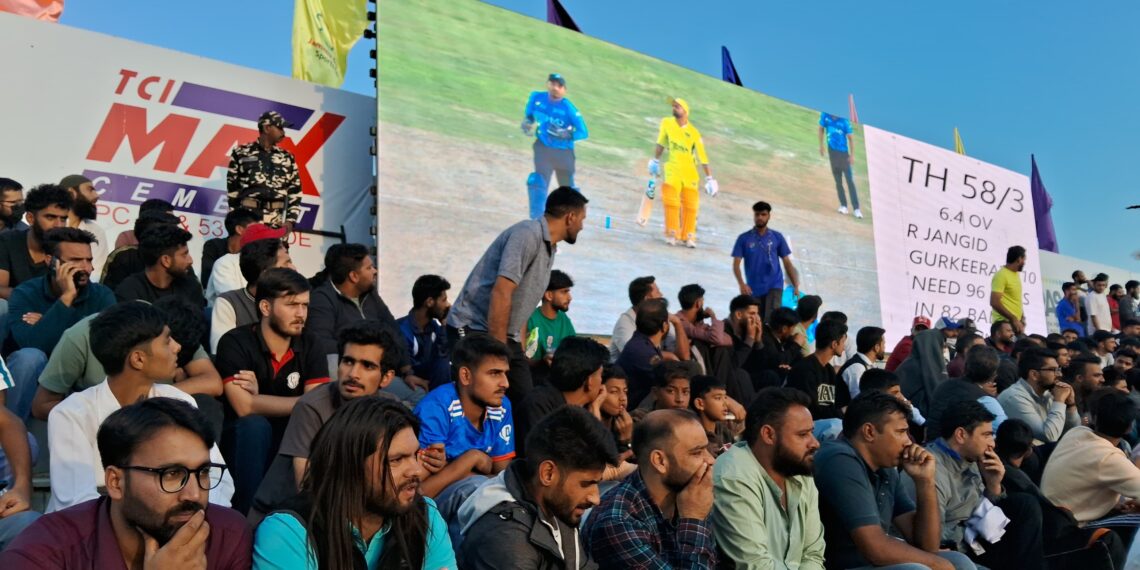 Legends League Cricket Debuts in Srinagar with Enthusiastic Spectators