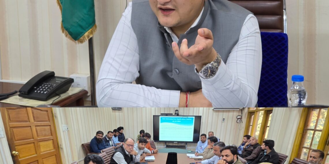 DDC B’la chairs DLIC meeting, reviews implementation of PM-Vishwakarma scheme