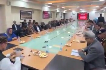 Chief Minister Omar Abdullaa chairs meeting of administrative secretaries
