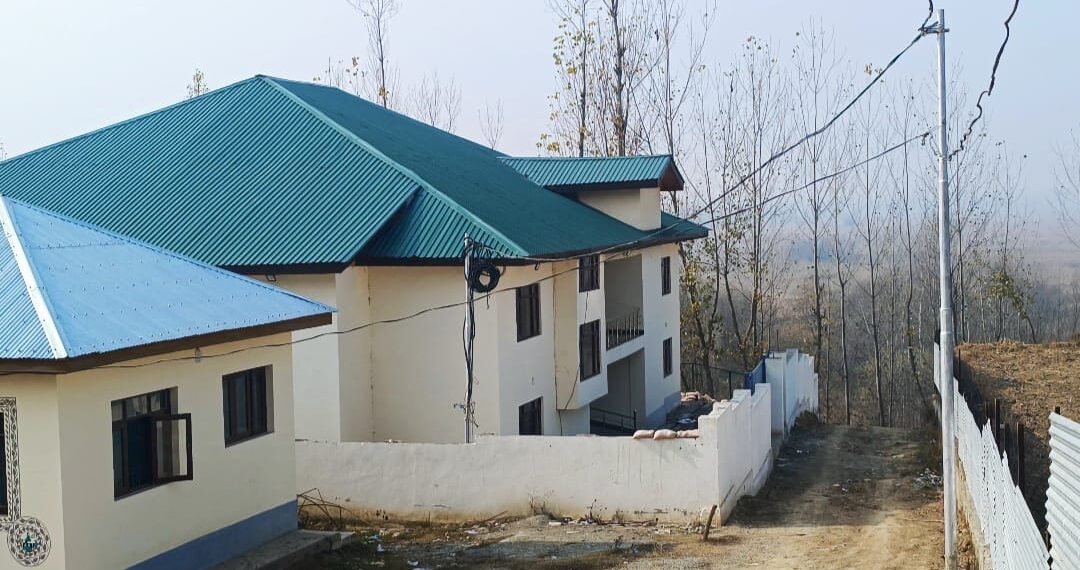 Residents of Ganderbal Question Delay in Shifting to New Old Age Home