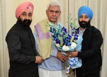 Dr. Harbaksh Singh Meets Hon’ble LG at Jammu to Discuss Development Issues