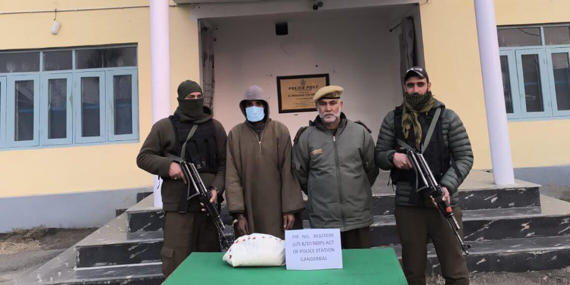 Ganderbal Police arrested drug peddler and seizes contraband substance