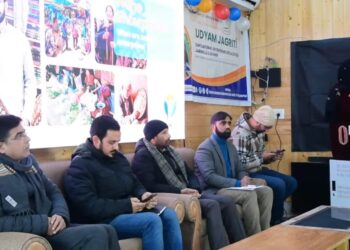 ADC Ganderbal inaugurates mega awareness campaign under Mission Yuva