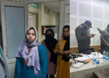 Inclement weather: DC Ganderbal takes stock of preparedness of DH Ganderbal; Inspects District Control Room