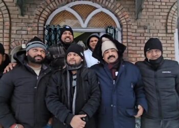 Stranded Tourists Praise Gund Ganderbal Residents for Life-Saving Hospitality