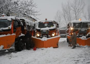 25 snow clearance machines pressed into service for snow clearance in Kulgam: AEE MED