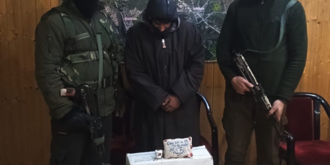 Drug peddler arrested in Pampore, Contraband Substance Recovered