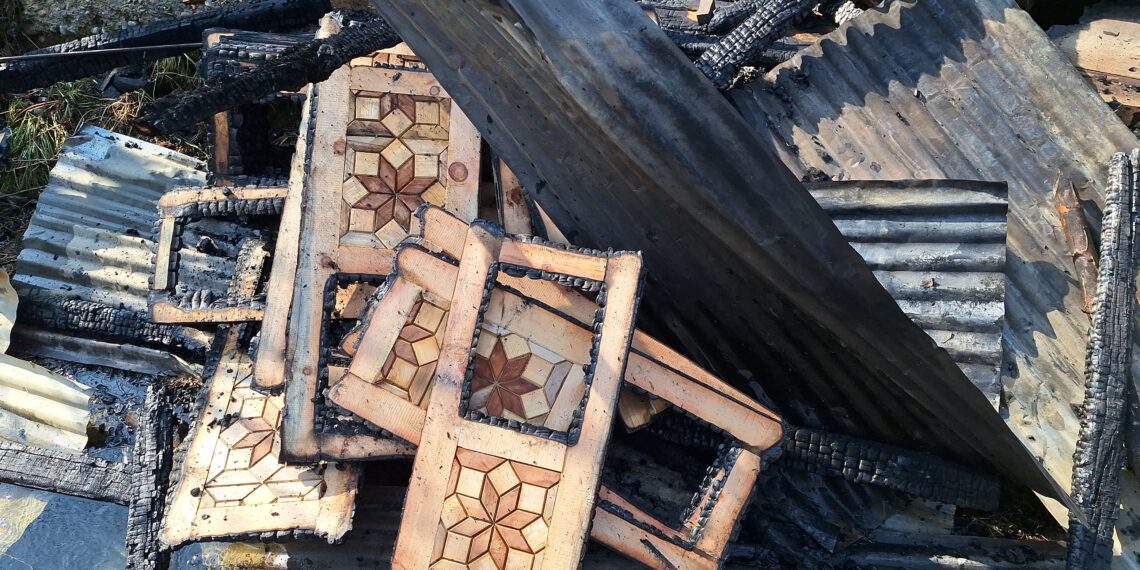 Timber worth lakhs of rupees gutted in Kulgam blaze