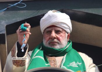 Thousands Flock to Hazratbal Shrine for Mehraj-ul-Alam, Housing Holy Relic of Prophet (SAW)