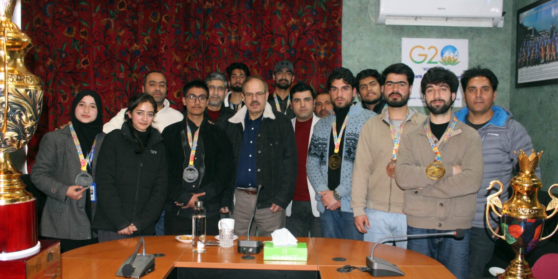 VC IUST Honours Students for Winter Sports Triumph