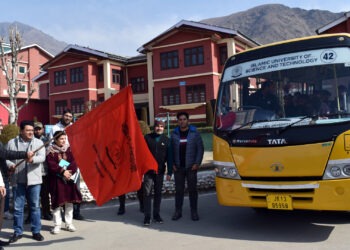 IUST Cricket Team Flagged Off for North Zone Inter-University Tournament