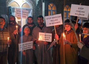 Ganderbal Residents Hold Candlelight Vigil to Condemn Kulgam Terror Attack