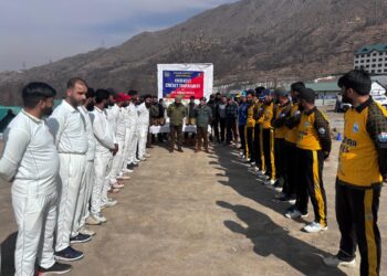SSP Awantipora inaugurates T20 cricket tournament in Awantipora