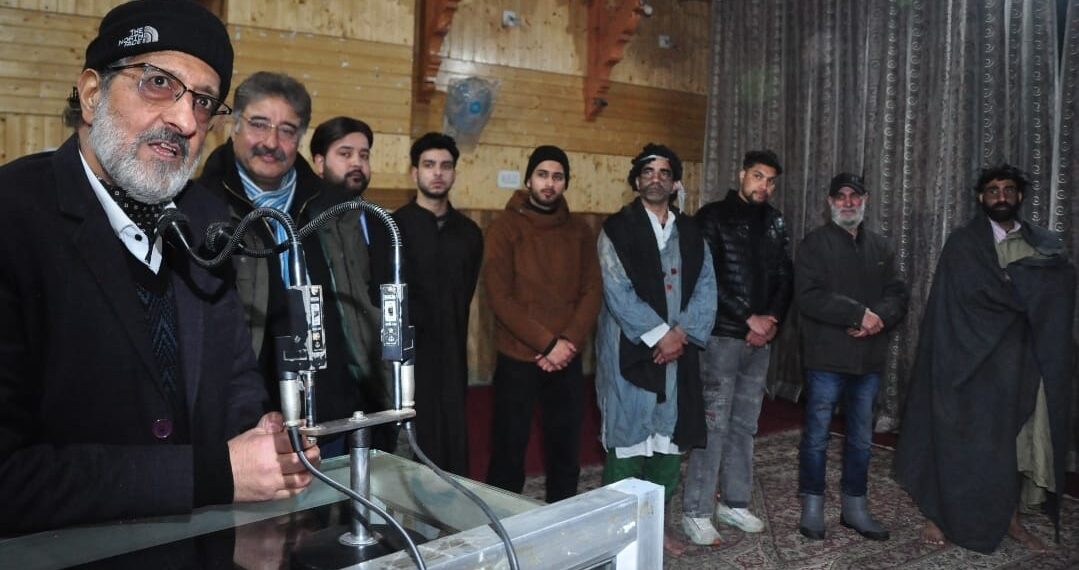 ACT Stages Thought-Provoking Play “Pagal Koun?” in Srinagar