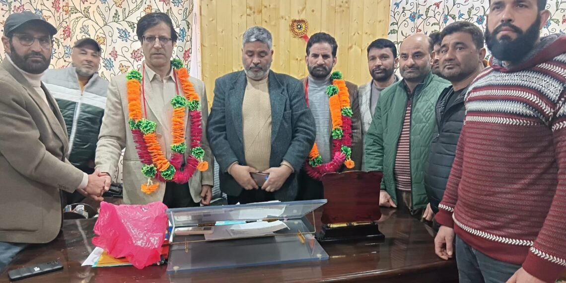 JKTF Pulwama Extends Warm Welcome to Newly Appointed Chief Education Officer