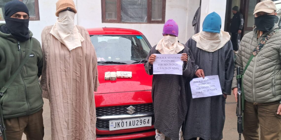 Awantipora Police arrests 03 drug peddlers; Contraband substances and cash recovered 
