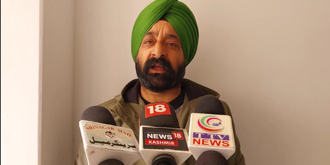 Dr. Harbakash Singh stresses responsible use of funds & environmental considerations during Tral visit