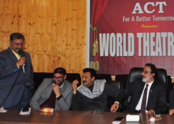 Seminar on “Importance of Theatre in the Present Times” Held in Srinagar
