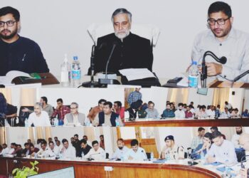 MP Mian Altaf reviews progress of developmental projects in Rajouri