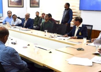 LG Manoj Sinha chairs meeting to review progress for development of Disaster Management & Yatri Niwas Complexes