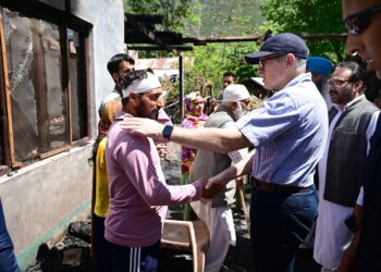 Chief Minister Omar Abdullah visits several areas in Uri