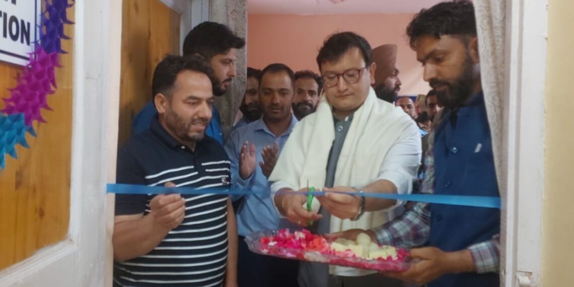 DC Baramulla inaugurates modern Veterinary facilities at Chijhama