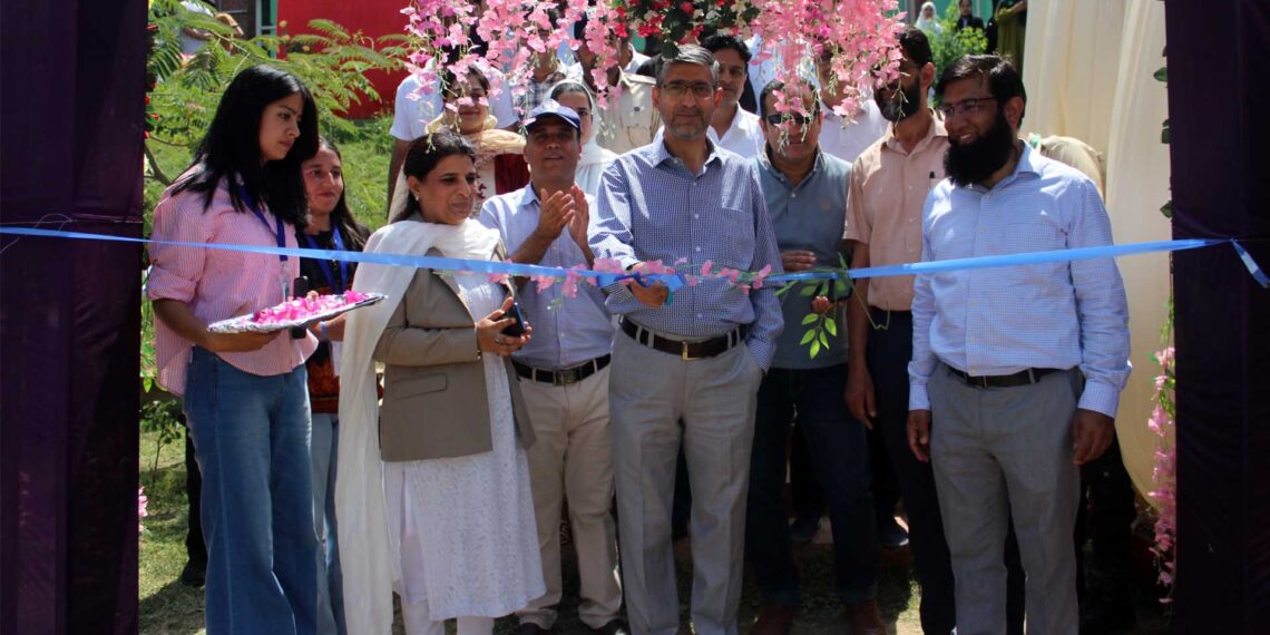 IUST Organizes Open Day; Welcomes Over 3000 Students from Across Kashmir