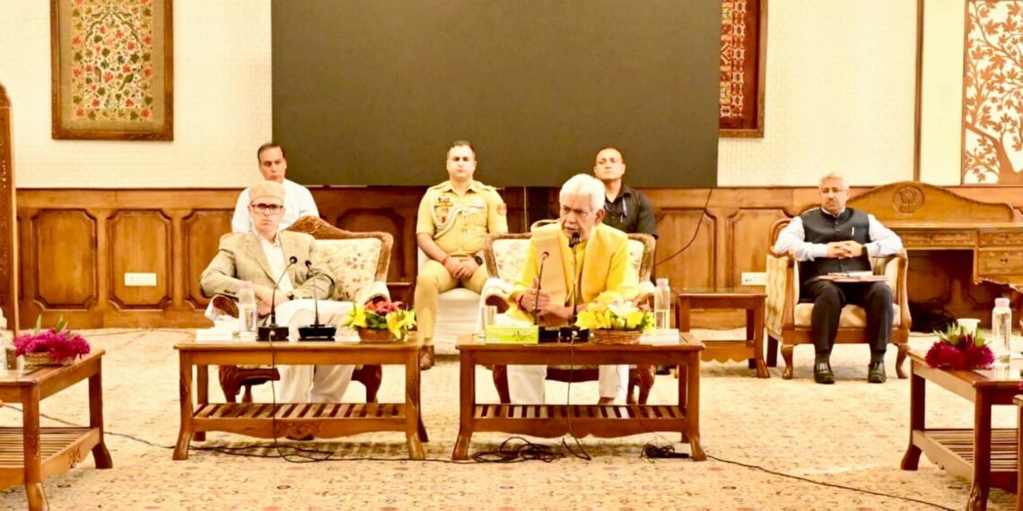 Lieutenant Governor meets Political Leaders, discusses preparations for Shri Amarnath Ji Yatra