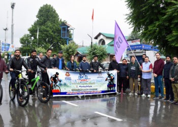 KU observes World Bicycle Day with ‘Sundays on Cycle’ event