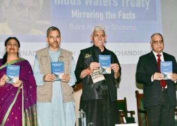 Lieutenant Governor launches Sant Kumar Sharma’s monograph ‘Indus Water Treaty-Mirroring the Facts’ at Jammu