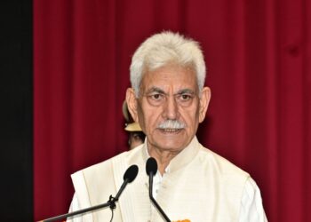 Lieutenant Governor addresses Valedictory session of Orientation Programme at IIM Jammu
