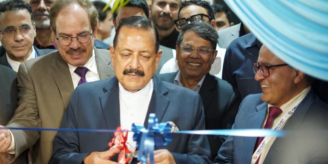 Union Minister Dr. Jitendra Singh Inaugurates High-Tech Innovation Centres at IUST Awantipora