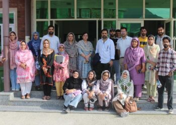 DJMC IUST holds filmmaking workshop with Kapil Mattoo