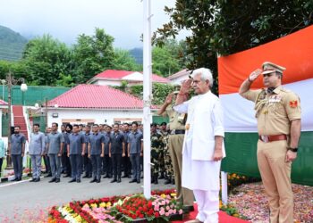 Lieutenant Governor Hoists National Flag at Raj Bhavan in Srinagar on the 79th Independence Day
