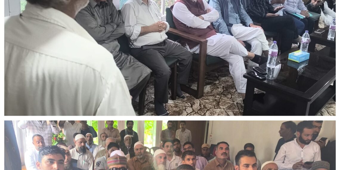 Javid Dar visits Saffron belt, assures support for growers