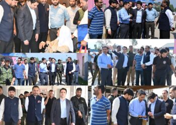 DC Kulgam visits District Hospital; directs expeditious completion of ongoing projects