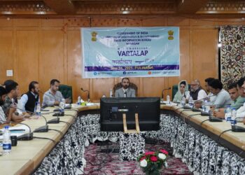 PIB Srinagar Organises ‘Vartalap’ Media Workshop at Pulwama to Strengthen Government-Media Engagement