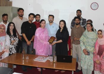 IUST Hosts program on Nonviolent Communication in Media