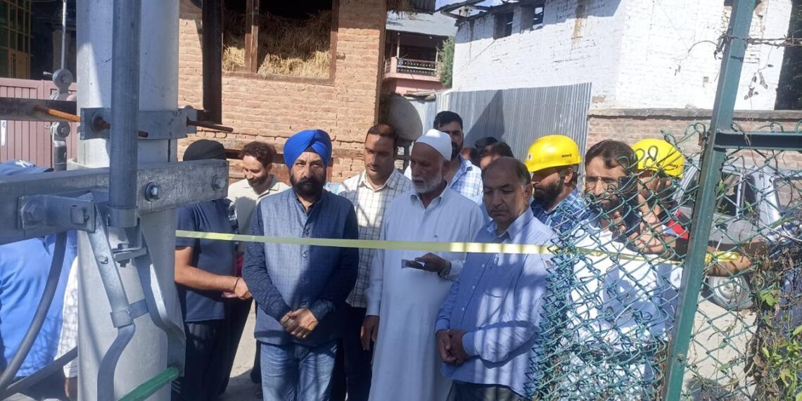 Dr. Harbaksh Singh Inaugurates New Transformer at Chadibugh, Tral